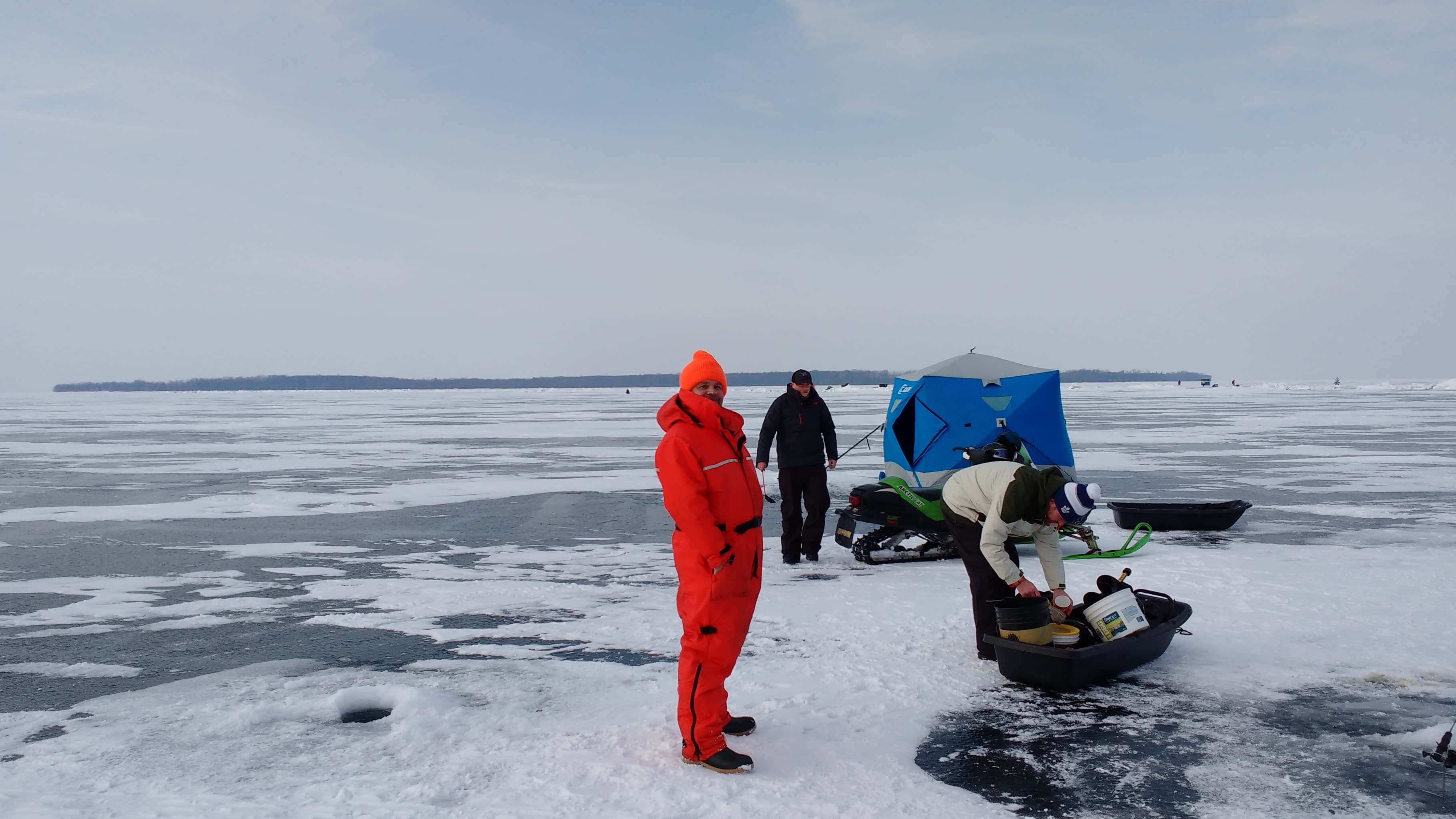 ice fishing in Canada, Lake Simcoe